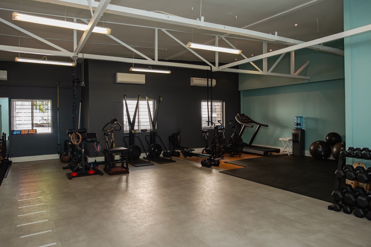 Cardiovascular and rehabilitation training area at Wright & van Wyk Biokineticists